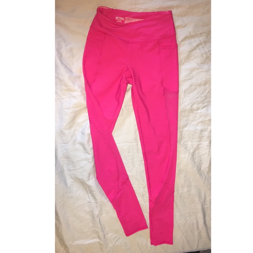 Victoria Sport Total Knockout Tights / Leggings